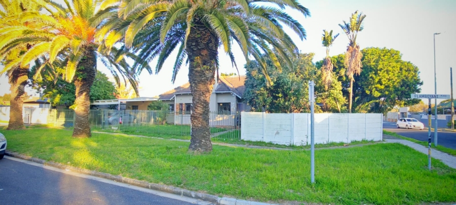 5 Bedroom Property for Sale in Thornton Western Cape